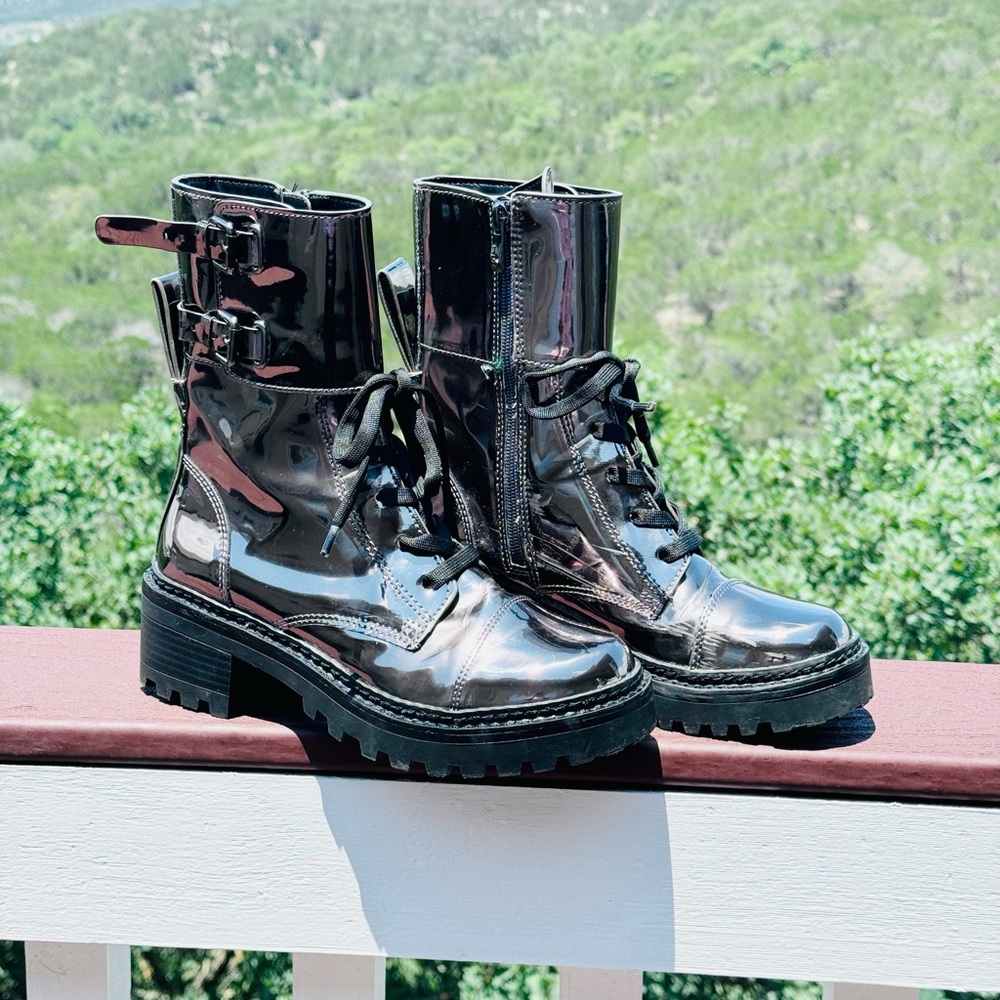 DKNY‎ BART Silver Metallic Mirror Finish Combat Boots